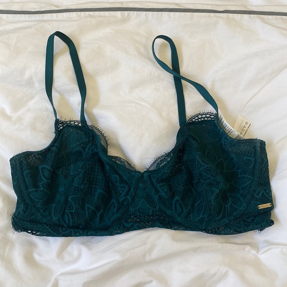 Gilly Hicks Lace bra